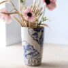 antikapratica_tattooed-ceramics_handmade-in-berlin_Vase_Amor_vincit_2024_front_view_marta_maria_trenti